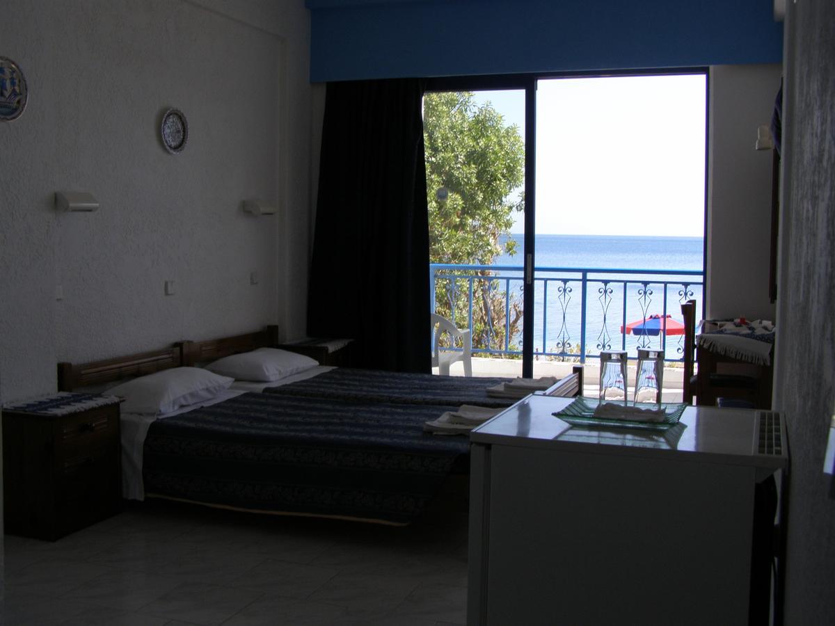Hotel Eleni Beach Livadia  Esterno foto