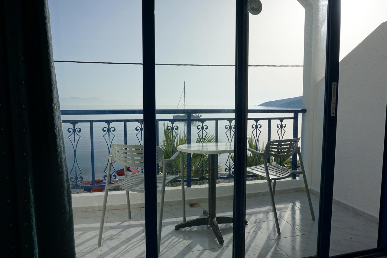 Hotel Eleni Beach Livadia  Esterno foto